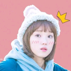韩脉脉